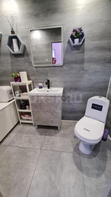 Готовый бизнес в центре города: студия маникюра с оборудованием и ремонтом! - Орск