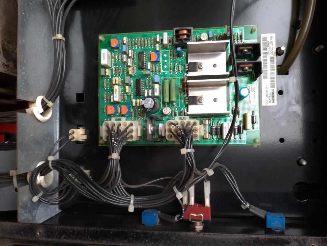 Продам финский сварочный полуавтомат Kempomat 250 Kemppi (КЕМПИ)в отличном состоянии. - Орск