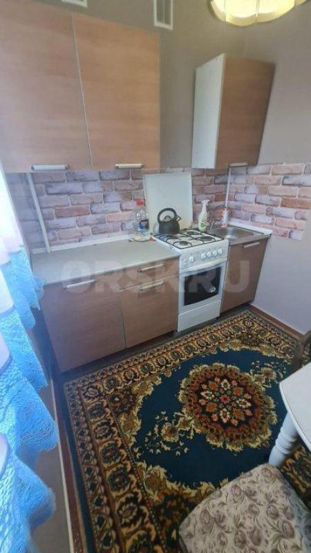 Сдам ТОЛЬКО на длительный срок просторную 2-х комнатную квартиру по адресу: ул. - Орск