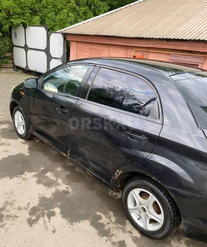 Продам документы в порядке требует вложения по кузову на фото все видно цена смешная просьба звоните - Орск