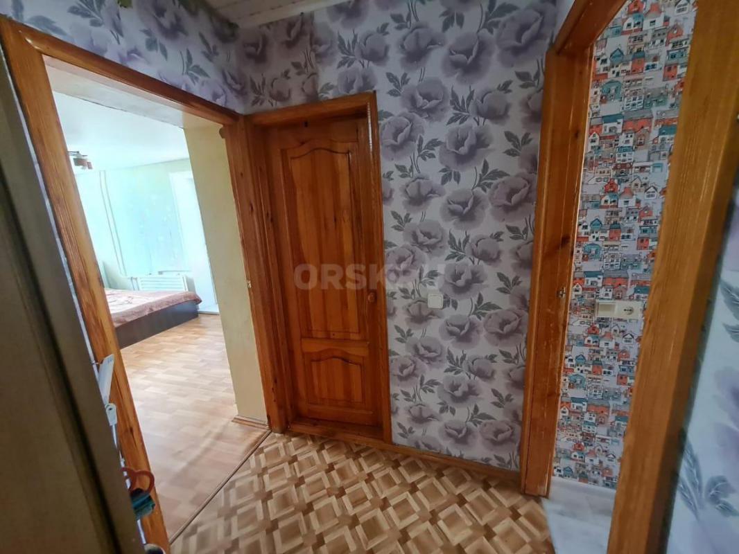 Продам просторную 3-х кoмнатную квартиру по адресу ул. - Орск