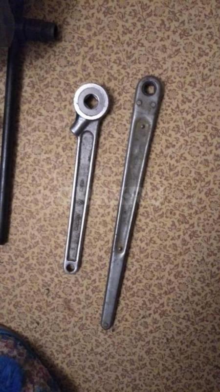 ,Плоскогубцы,,, газовый ключ за 250руб., .,  камеры велосипед. - Орск