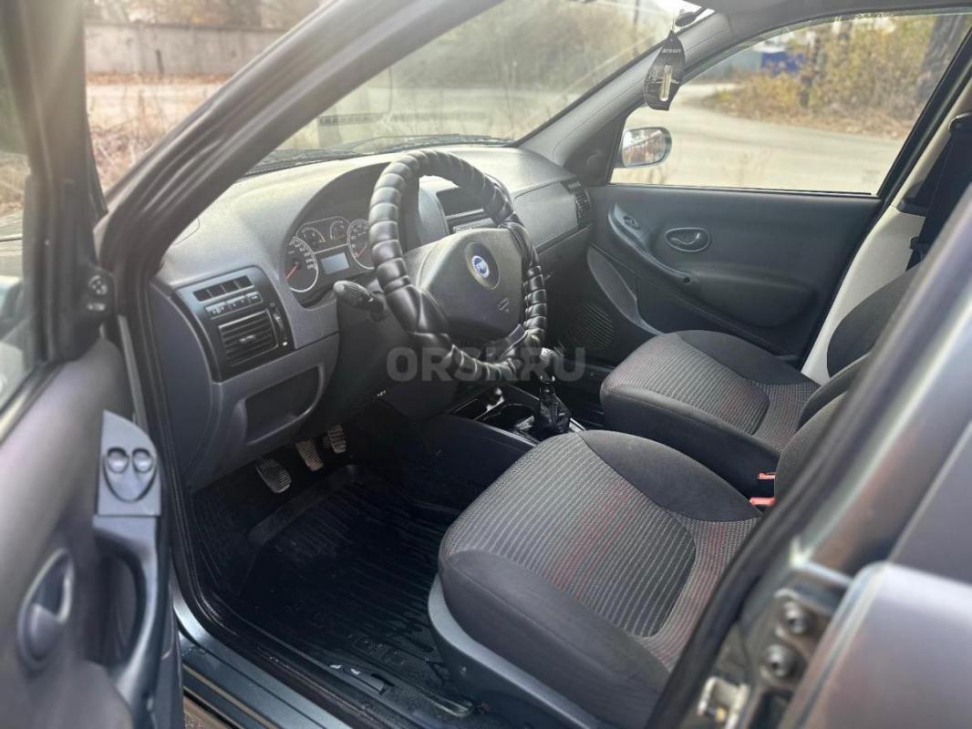 Продам Fiat Albea 2007г
Автомобиль в отличном состоянии
Двигатель работает ровно масло от замены д - Орск