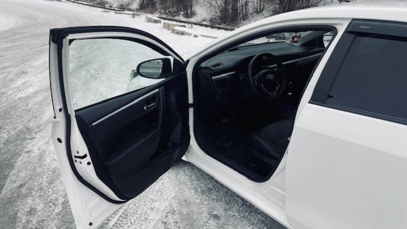 Продается TOYOTA COROLLA 2014 года. - Новотроицк