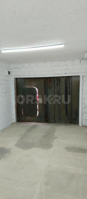 Капитальный гараж после полного ремонта район Ялтинская 99 на против подстанции 240-ой квартал. - Орск