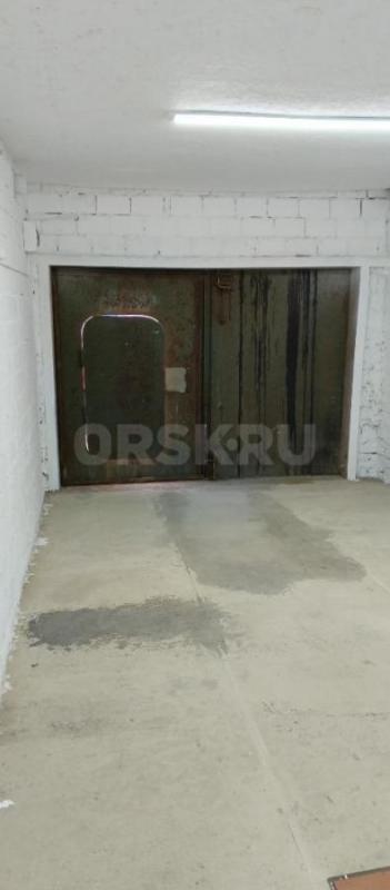 Капитальный гараж после полного ремонта район Ялтинская 99 на против подстанции 240-ой квартал. - Орск