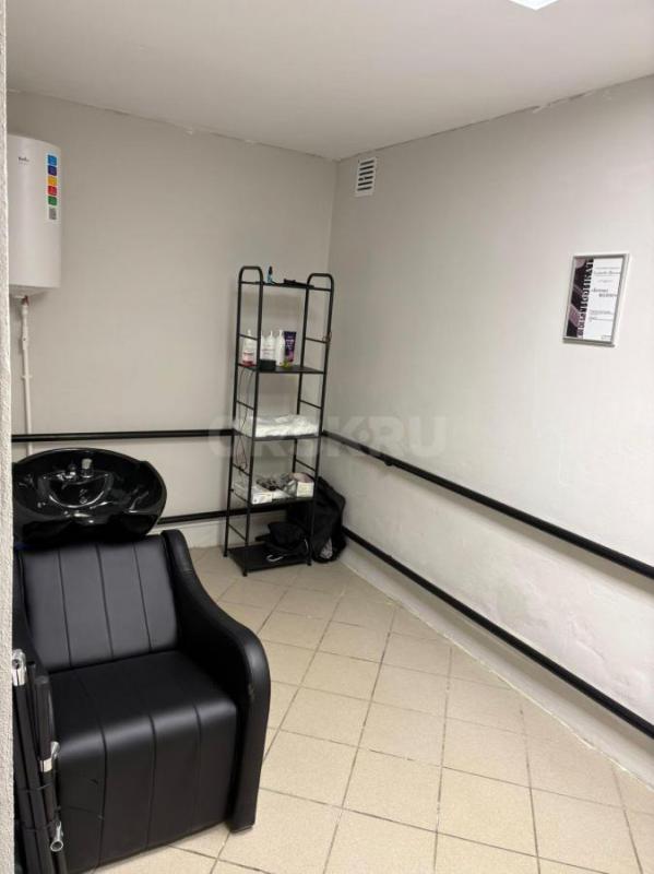 Сдается кабинет в 6 МКР 12,3 кв/м
Хороший пеший и авто трафик - Орск