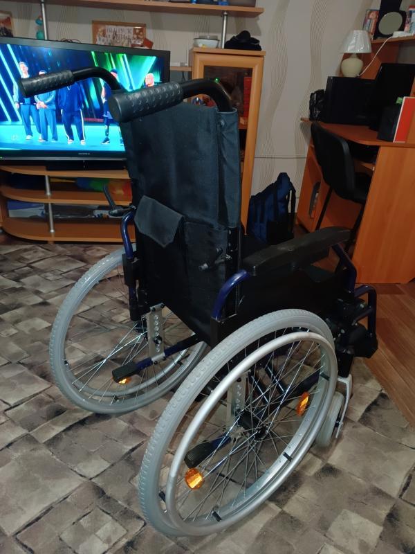 Продам инвалидную коляску ездили от силы 3 раза, новая. - Новотроицк
