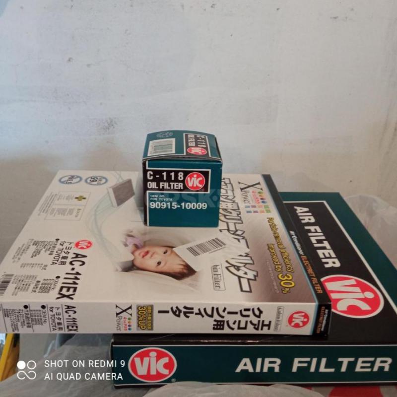 Масло Тойота оригинальное 5*30 Япония в жестяной банке четыре литра, Бельгия, Дубай - Орск