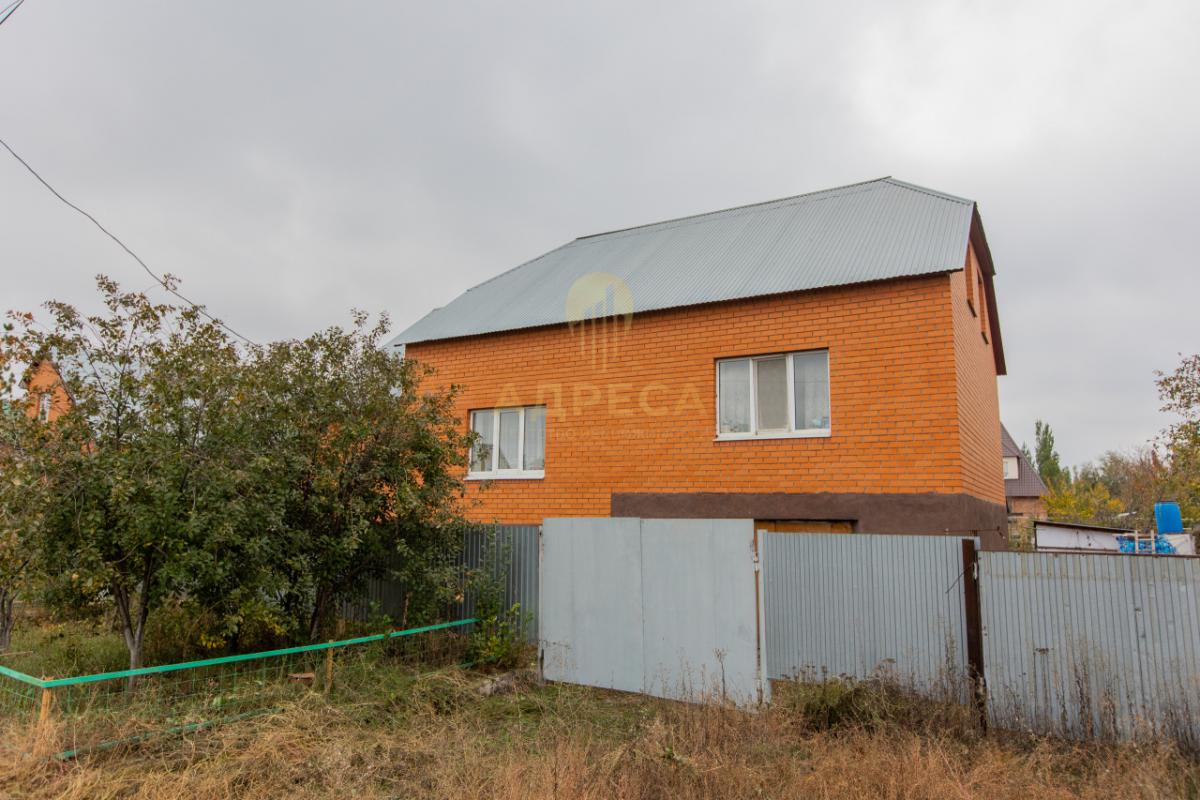 Пpeдлaгаем ДОМ современной постройки на улице Дамбовой (п. - Оренбург