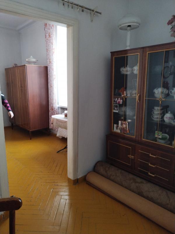 Продается 3-комнатная квартира старого типа по адресу Советская 7. - Новотроицк