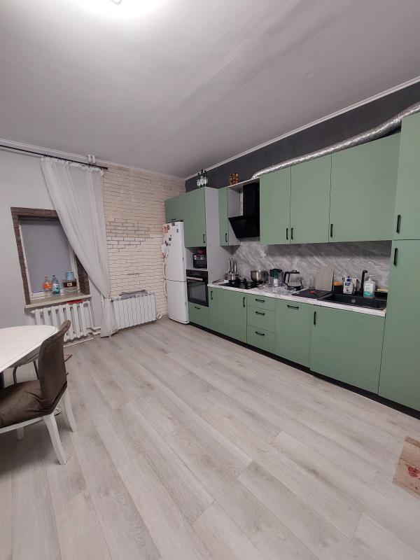 Продаю дом в п. - Новотроицк