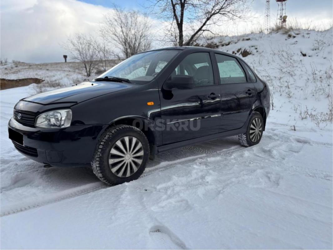 Продам калину в хорошем состоянии 
В хорошей комплектации с кондиционер,ПТС оригинал 1 владелец 
Н - Орск