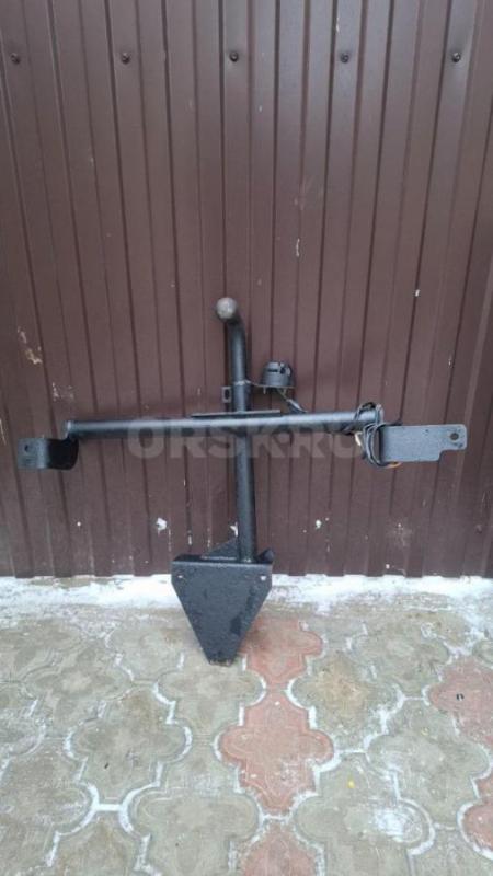 Продам фаркоп ТСУ на лада приора, в отличном состоянии, с розеткой, подойдёт на любой кузов, а так ж - Орск