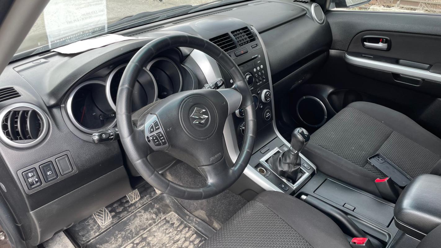 Продается Suzuki Grand Vitara, 2008 года

Один хозяин
Родной окрас

Ищетe надёжный внедорoжник, - Новотроицк