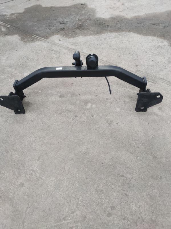 Продается фаркоп на Suzuki Grand Vitara - Новотроицк