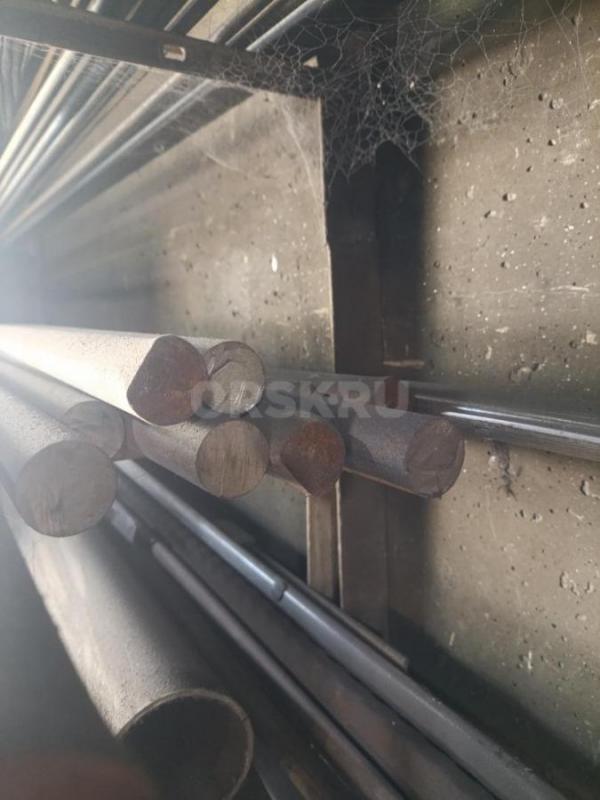 Продам пруток металлический диаметр 30мм, сталь 35, попилин по 2метра, общий размер 16 метров. - Орск