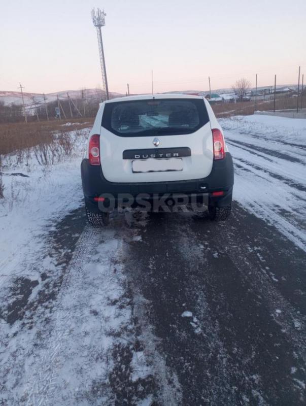 Продам Рено Дастер, двигатель 1.6 в базовой комплектации. - Орск