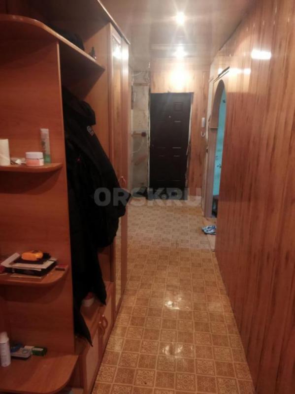 Сдам в аренду 3-х комнатную квартиру с мебелью и техникой на длительный срок, уютная большая квартир - Орск