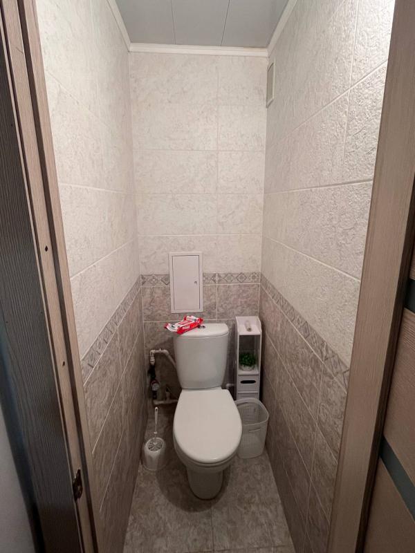 Продам 2х комнатную квартиру на остановке пл. - Новотроицк