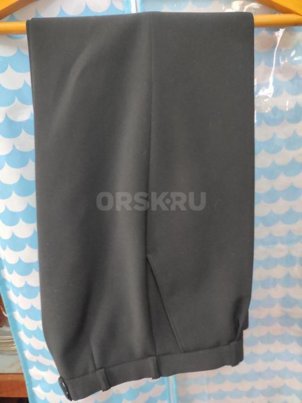 Продам костюм мужской черный, пиджак и брюки, цвет черный, размер 48-50, рост 184. - Орск