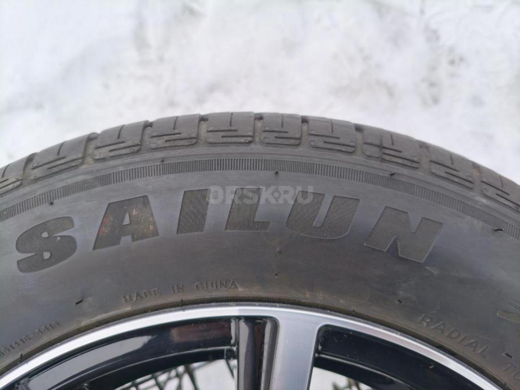 Продам комплект новой летней резине на новых литых дисках. - Орск