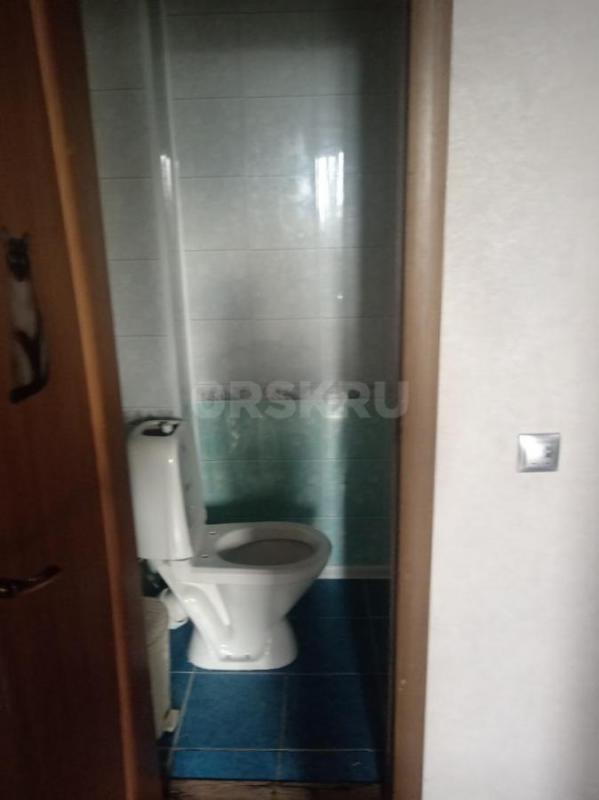 Сдам 2 ком квартиру частично мелебирована на длительный срок. - Орск