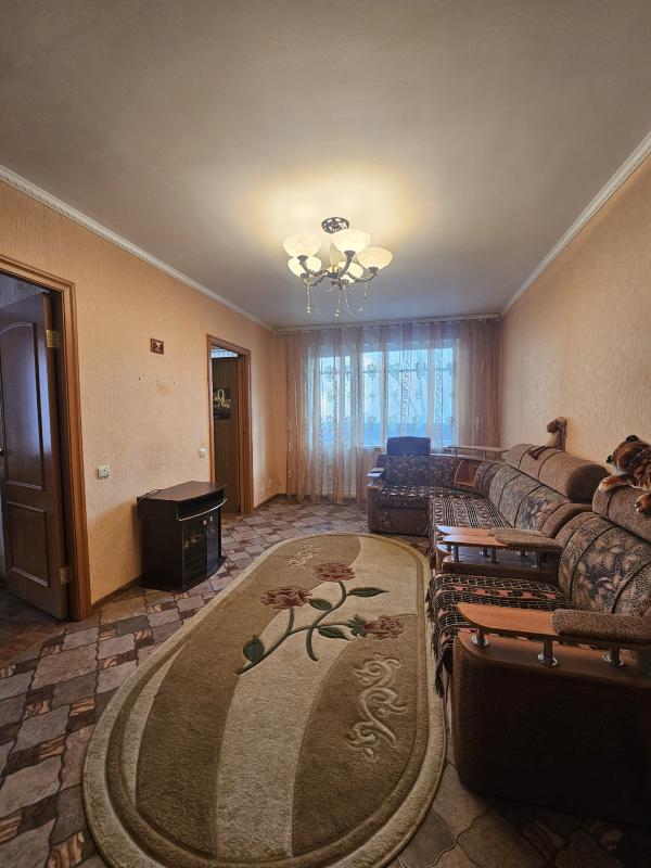 🌟 Продается четырехкомнатная квартира! 🌟

🏢 Местоположение: г. - Новотроицк