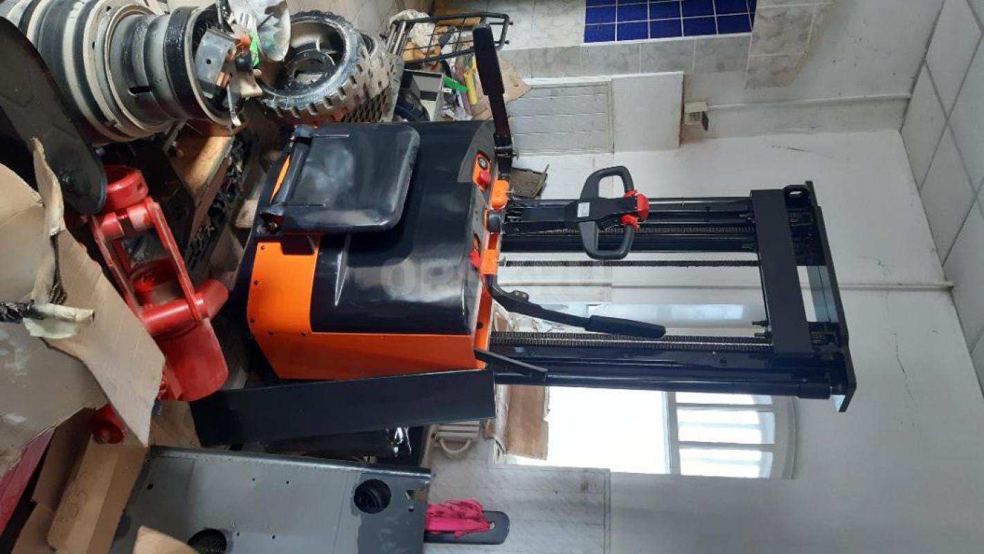 Погрузчик TCM дизель Isuzu , грузоподъёмность 1.5 т, высота 3 м
Так же в наличии электрические погр - Орск