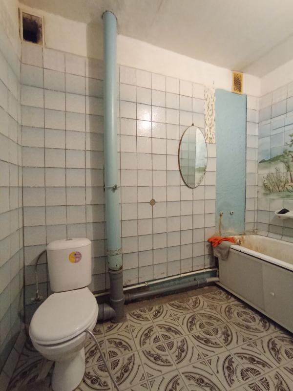 Продается 2х-комнатная квартира  по адресу:  г. - Новотроицк