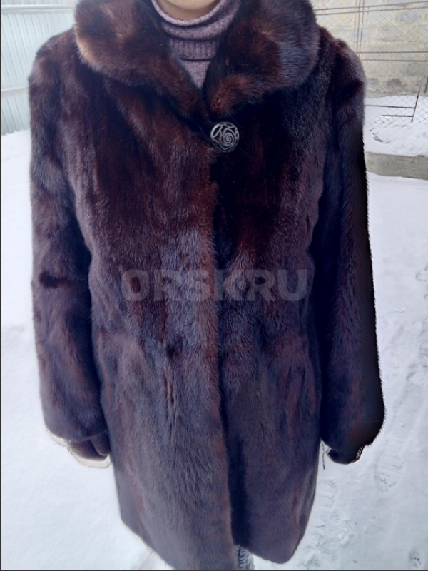 Продам недорого норковую шубу цвета махагон выглядит благородно и аристократично. - Орск