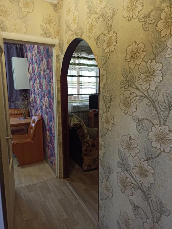 Продаётся  светлая и уютная однокомнатная квартира просто вьезжай и живи без вложений, г. - Новотроицк