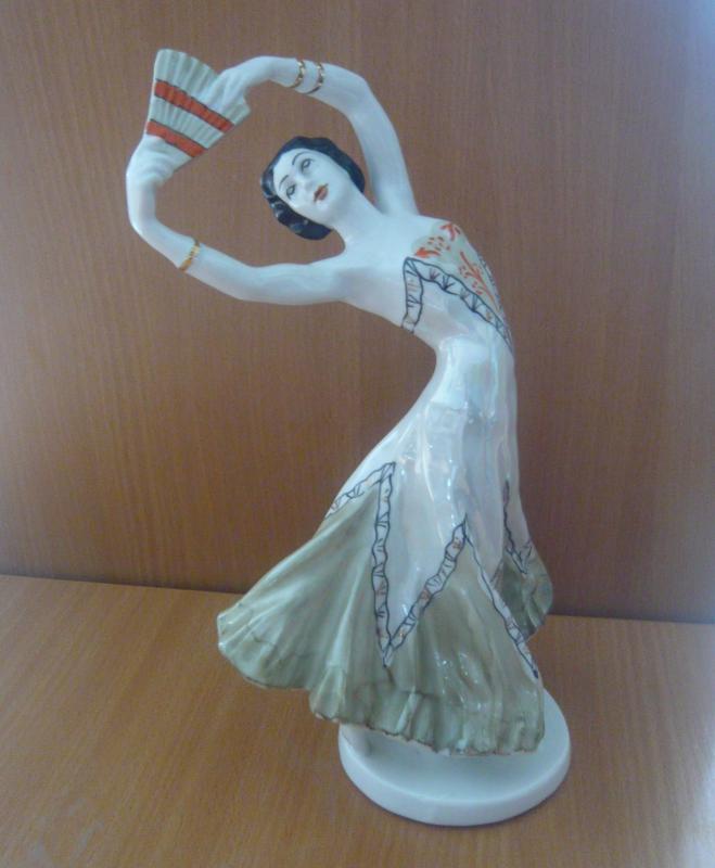 Куплю фарфоровые статуэтки производства заводов ЛФЗ, ЛЗФИ, Дулево, Конаково, Гжель, Вербилки и други - Новотроицк