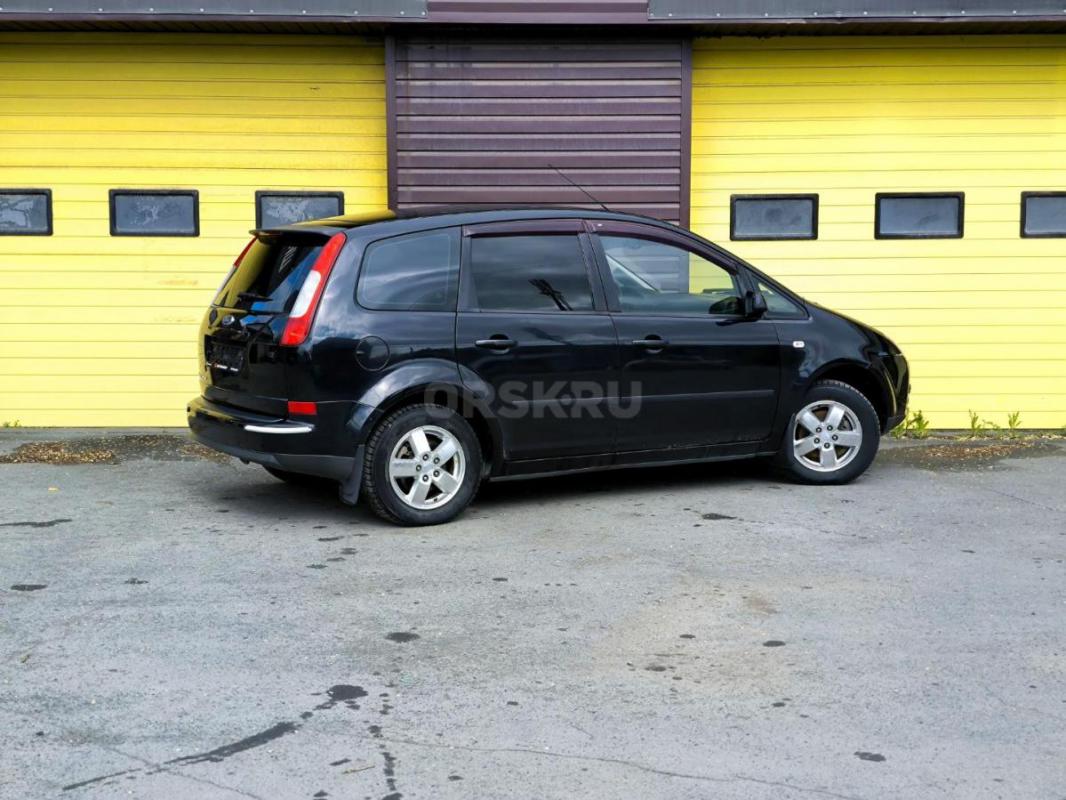 Двигатель 1.8
 Два комплекта колëс
 Юредически чист
 Полный комплект ключей

 Предоставим полно - Орск