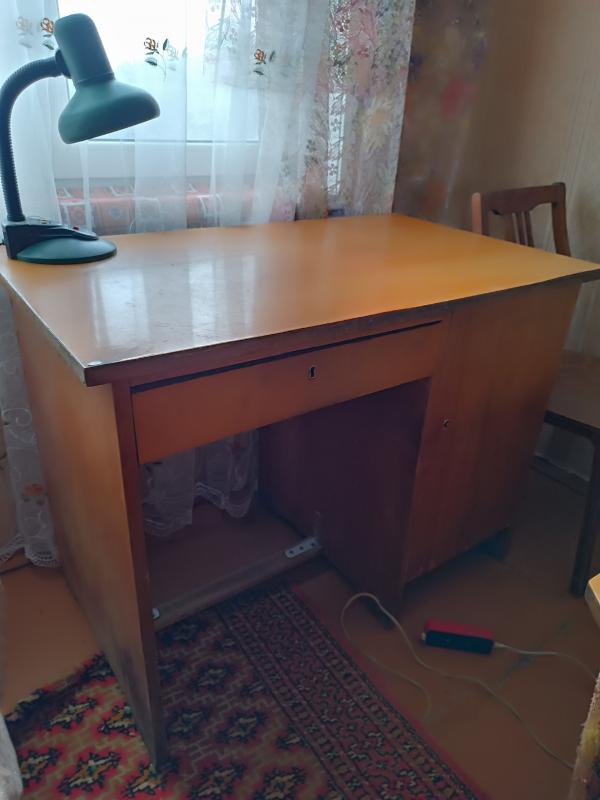 ЖУРНАЛЬНЫЙ СТОЛ  70 см х 70 см х 55 см  300 р. - Новотроицк