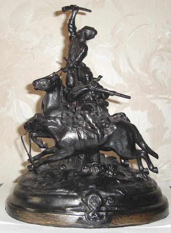 Куплю предметы старины, награды, знаки, монеты до 1917г, иконы, чугунные статуэтки и фарфоровые фигу - Орск