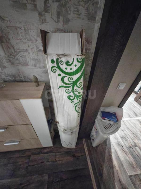 Продаётся искусственная елка высотой 2 метра в отличном состоянии. - Орск