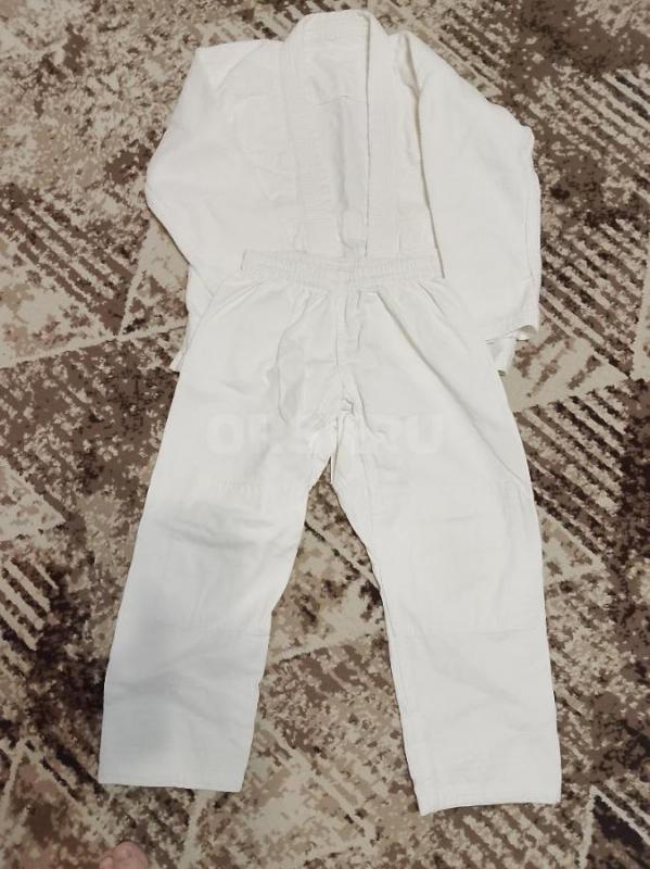 Продам кимоно для дзюдо размер 135 (7-8 лет) - Орск