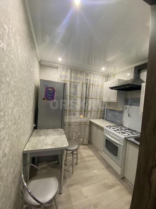 Сдам светлую и уютную квартиру на длительный срок. - Орск