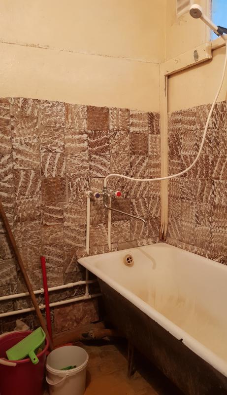 Продается 2х-комнатная ПО ЦЕНЕ ОДНОКОМНАТНОЙ КВАРТИРЫ в отличном спокойном районе города по АДРЕСУ: - Новотроицк