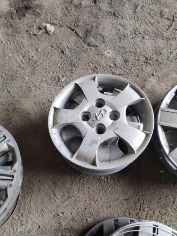 Продам колпаки р14 новые, также р15, р14 хендай цена указана за все колпаки отдам все кучей за 1000р - Орск