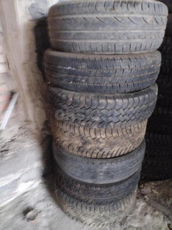 Продам колеса на газель 2 шт в сборе резину и камеры - Орск