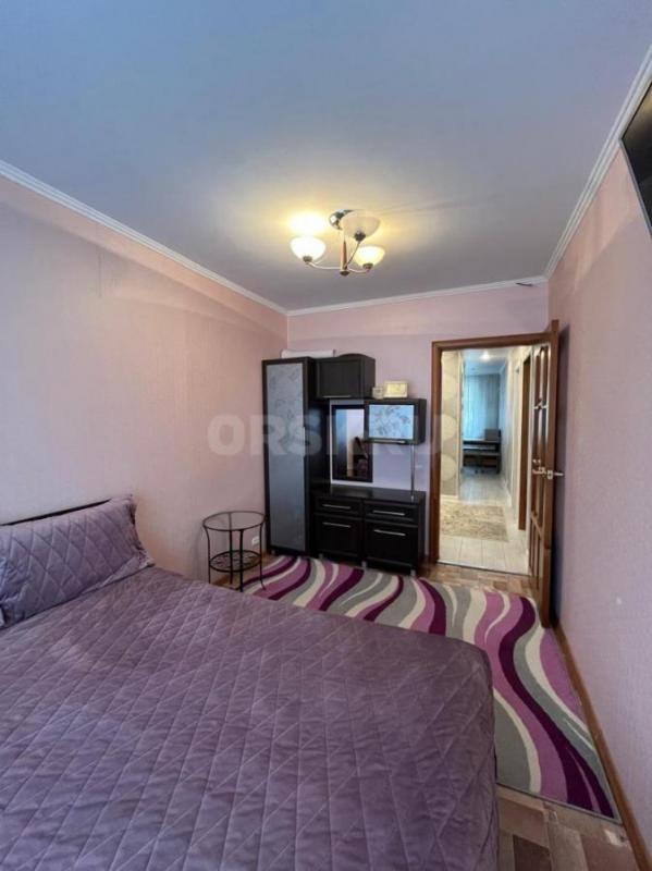 СРОЧНО ПРОДАМ без комиссий 3-х комнатную квартиру в районе пл. - Орск