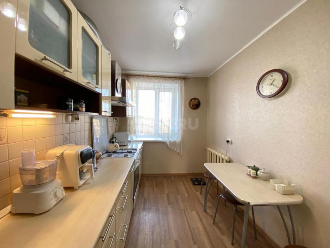 Продам 3 комнатную квартиру в 6 микрорайоне. - Орск