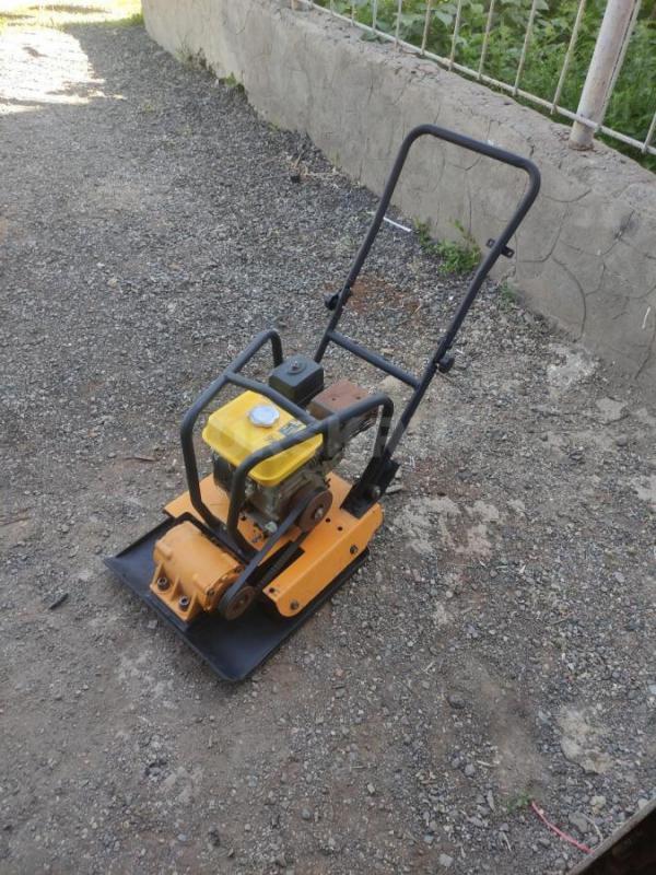 Продам трамбовку (виброплтиту ) б.у. - Орск