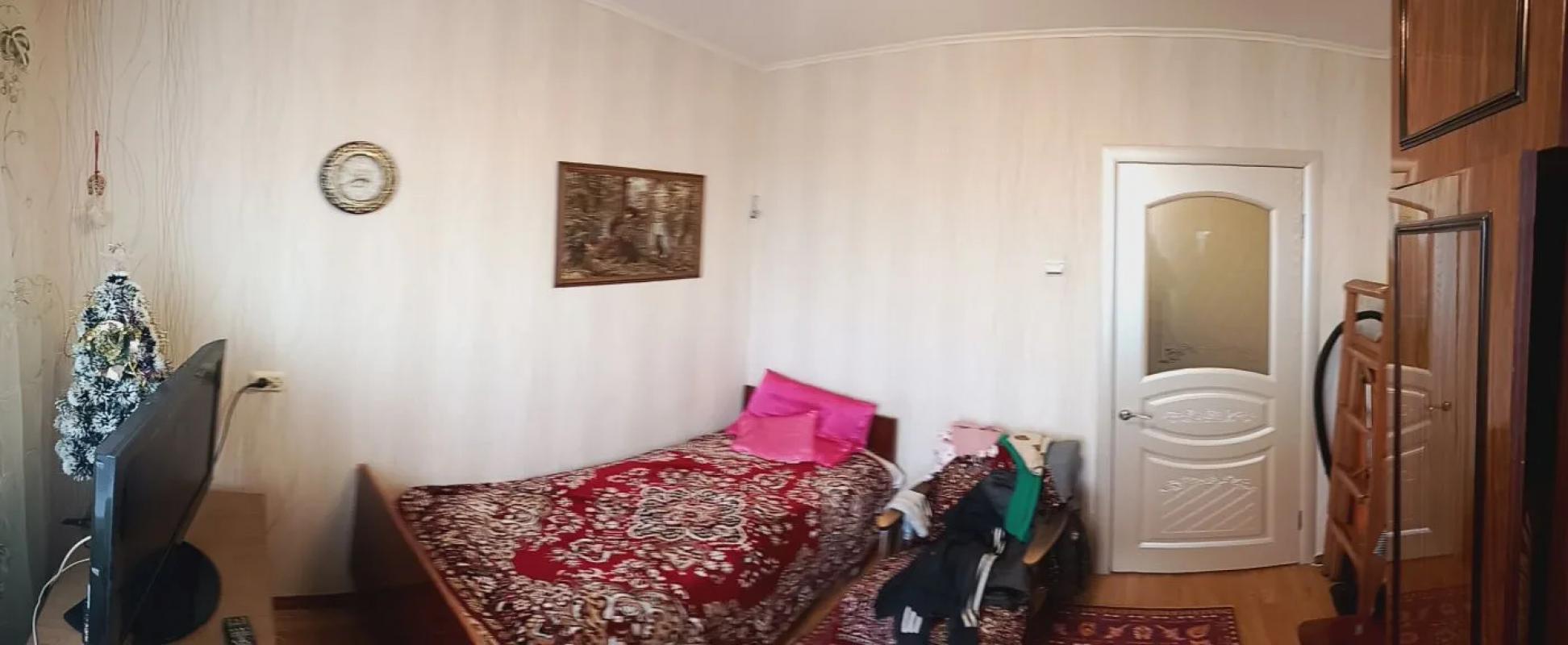 Продается 3х-комнатная квартира УЛУЧШЕННОЙ ПЛАНИРОВКИ ПО АДРЕСУ: ВИНОКУРОВА 10А. - Новотроицк