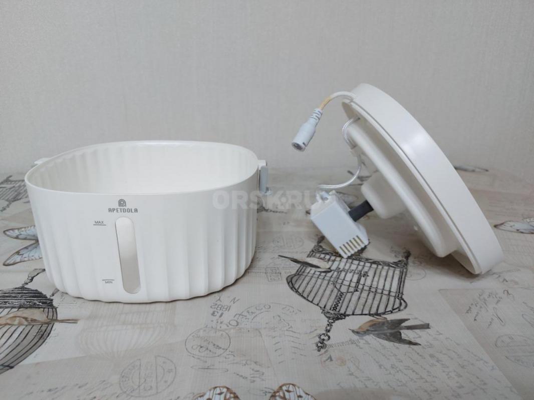 Поилка фонтан для кошек / котов датчиком движения
Изготовлена из высококачественного АБС пластика и - Орск