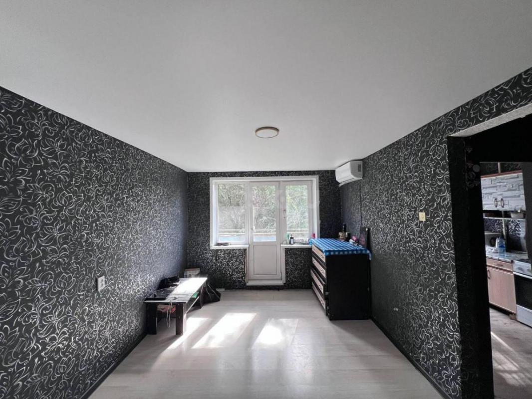 Продается 1- комнатная квартира по по адресу: ул. - Орск