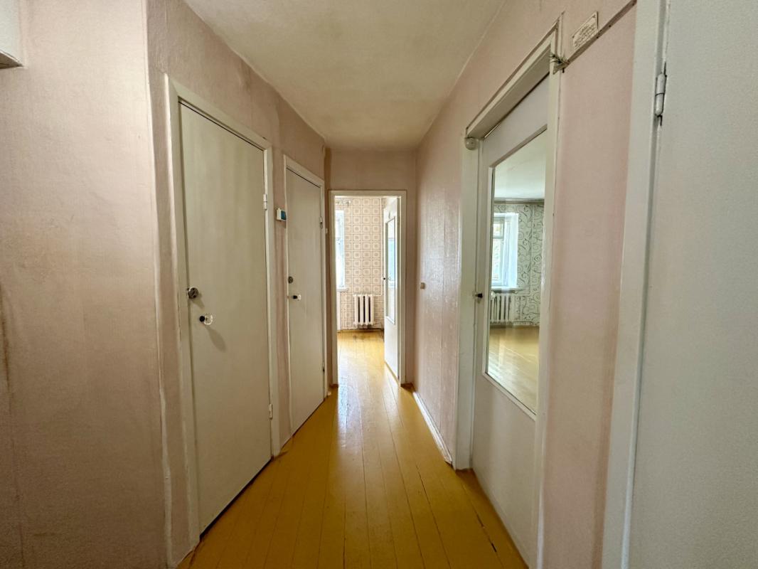 Центр! 3-комнатная квартира ждет вас!

* Гай, ул. - Гай