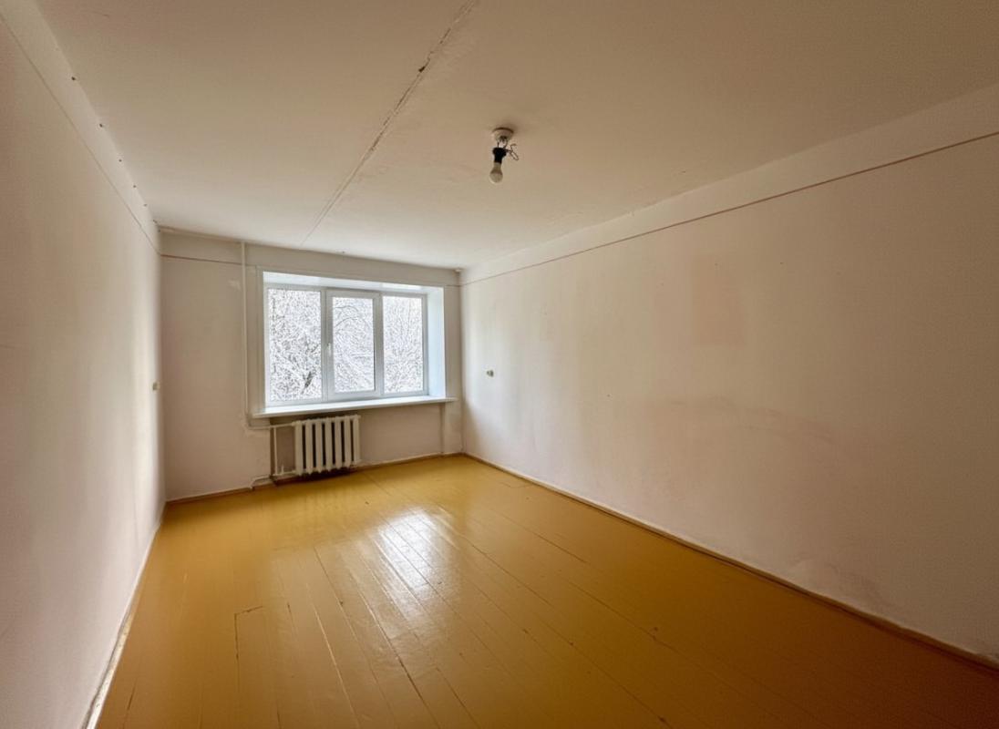 Центр! 3-комнатная квартира ждет вас!

* Гай, ул. - Гай